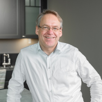 Norman Wohlers Küchenfachberater von Küchen Hansen